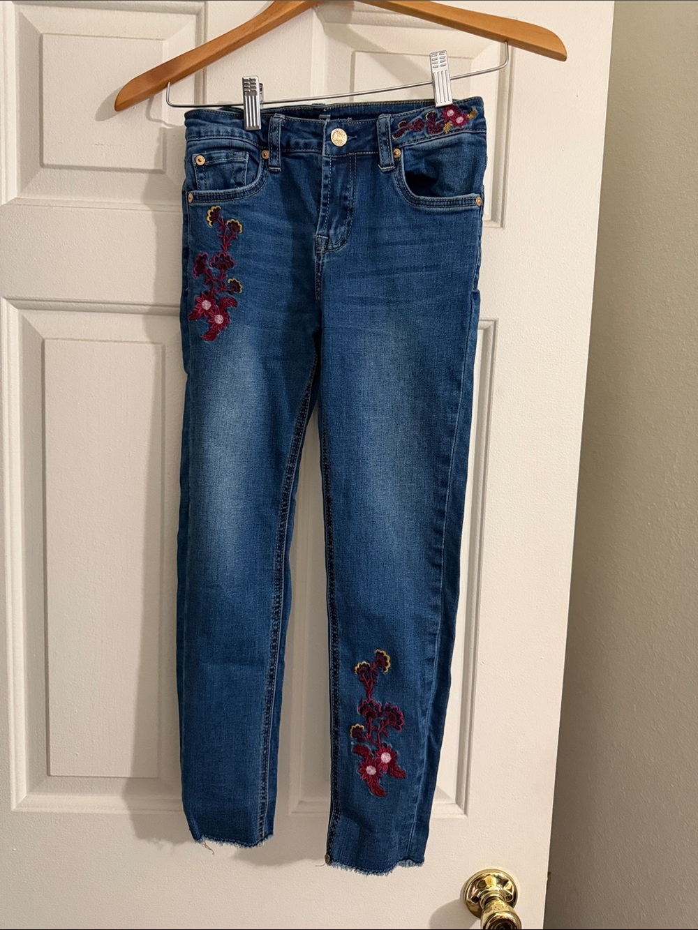 7 For All Mankind Blue Skinny Jeans with Red Floral Embroidery Size 12
